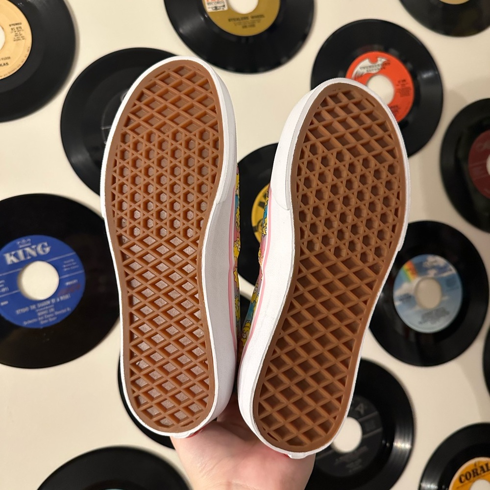 Lisa Simpsons vans - Picture 3 of 6